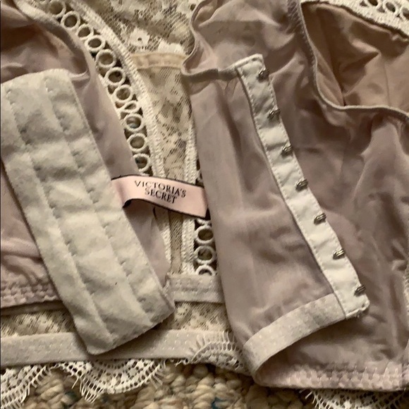 Victoria secret cami - Picture 6 of 7